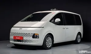 Hyundai Staria Modern Tourer 11-Seater 2023