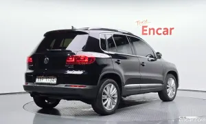 Volkswagen Tiguan 5N 2.0 TDI  Premium 2013