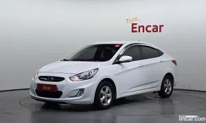 Hyundai Accent 1.4 VVT Premier 2013