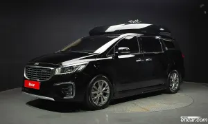 Kia Canival Prestige 9-Seater Hi-Limousine 2020