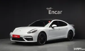 Porsche Panamera 4.0 Turbo 2018
