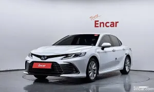 Toyota Camry 2.5 LE Hybrid 2023