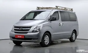 Hyundai Starex CVX Premium 5-Seater VAN 2015