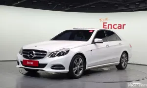 Mercedes-benz E-class E220 CDI Avantgarde 2013