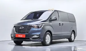 Hyundai Starex Smart Van 5-Seater 2018