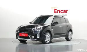 Mini Countryman 2nd Gen Classic Plus Launch Pack 2023