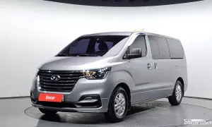 Hyundai Starex Modern Van 5-Seater 2018