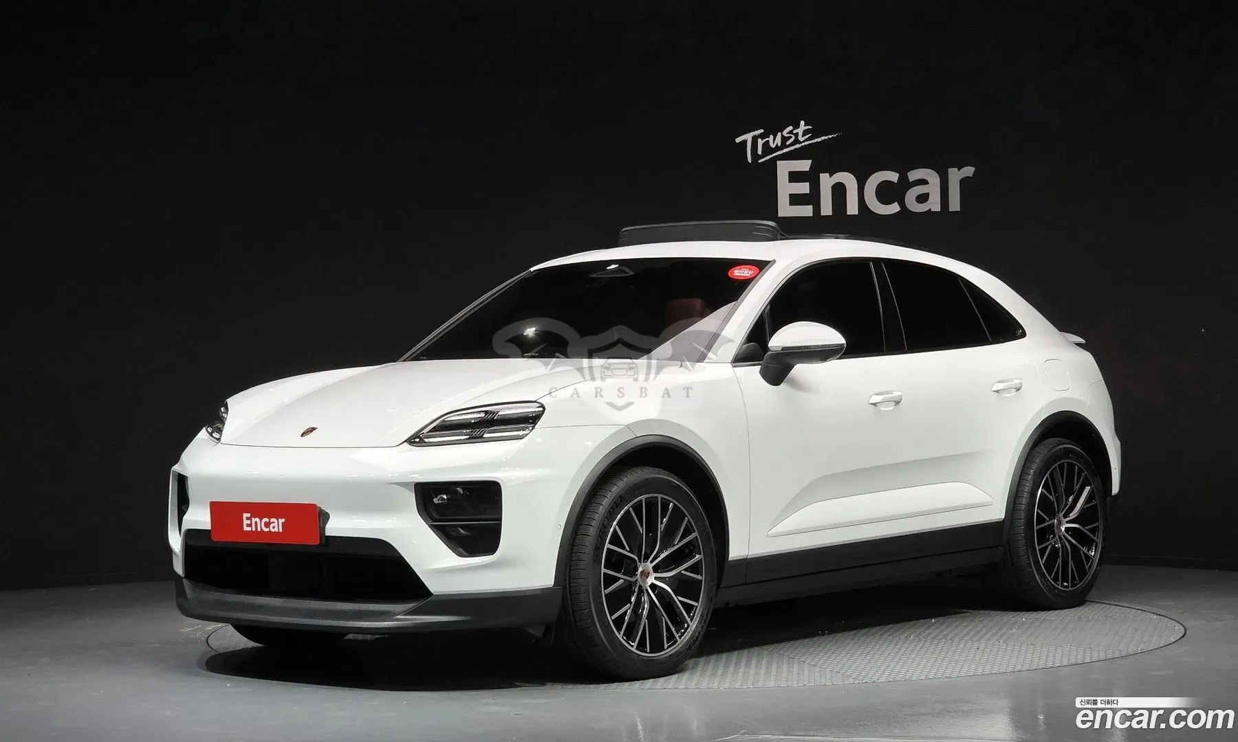 Porsche Macan Base 4 2025
