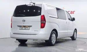 Hyundai Starex Smart Van 5-Seater 2020