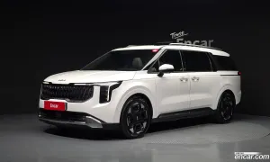 Kia Canival 9-Seater Signature 2024