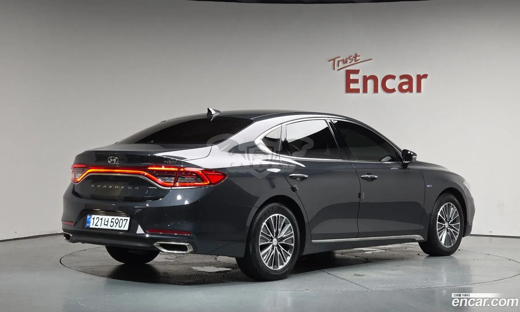 Hyundai Grandeur Premium 2017