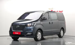 Hyundai Starex Modern Van 5-Seater 2018