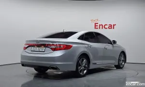 Hyundai Grandeur HG240 Modern 2016