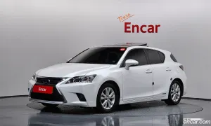 Lexus Ct200h ZWA10 1.8 Supreme 2016
