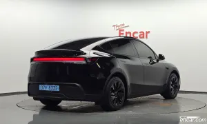 Tesla Model y RWD 2025