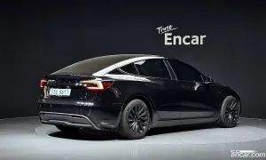 Tesla Model 3 RWD 2025