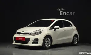 Kia Pride Luxury 5DR 1.6 GDI 2015