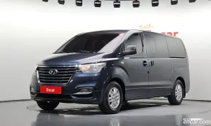 Hyundai Starex Smart Van 5-Seater 2018