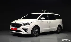 Kia Canival 9-Seater Luxury 2019