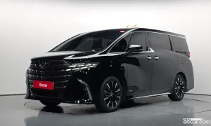 Toyota Alphard 2.5 HEV Executive AWD 2025