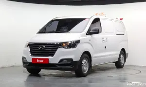 Hyundai Starex Style Van 3-Seater 2018