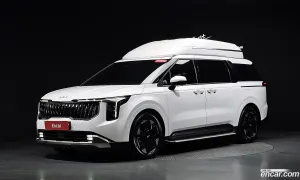 Kia Canival Signature Gasoline 7-Seater Hi Limousine 2024
