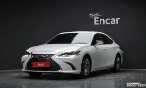 Lexus Es Luxury Plus 2019