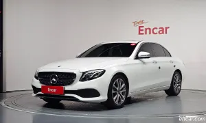Mercedes-benz E-class E300 4MATIC Avnatgarde 2019
