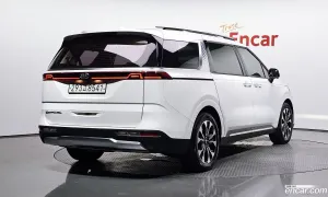Kia Canival 9-Seater Signature 2021