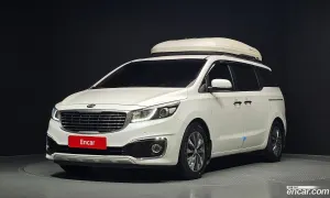 Kia Canival 9-seater Luxury 2018