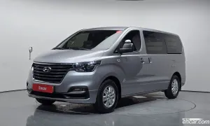 Hyundai Starex Smart Van 3-Seater 2020