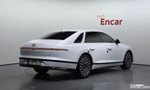 Hyundai Grandeur Calligraphy 2023