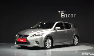 Lexus Ct200h ZWA10 1.8 Supreme 2017