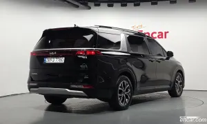 Kia Canival 9-Seater Prestige 2023