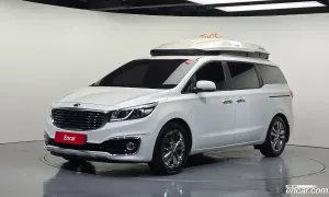 Kia Canival Prestige 9-seater Outdoor 2016