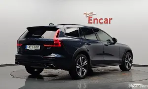 Volvo V60 B5 Pro AWD 2020