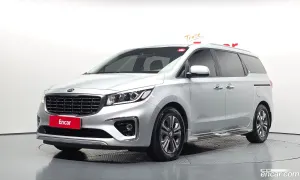 Kia Canival 9-Seater Luxury 2018