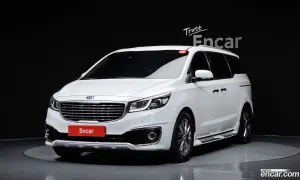 Kia Canival VIP 7-seater Limousine 2017