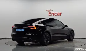 Tesla Model 3 RWD 2025
