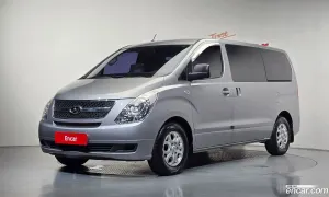 Hyundai Starex CVX Deluxe 3-Seater VAN 2014