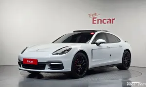 Porsche Panamera 3.0 AWD 2018