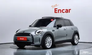 Mini Cooper 3rd 5-Door Classic Plus 2021