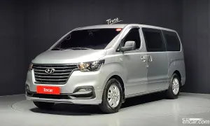 Hyundai Starex Smart Van 3-Seater 2018