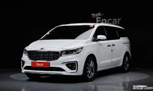 Kia Canival VIP 7-Seater Limousine 2019