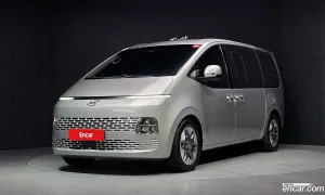 Hyundai Staria Modern Tourer 11-Seater 2021