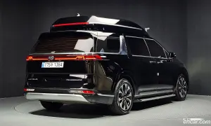 Kia Canival Signature Gasoline 9-Seater Hi-Limousine 2021