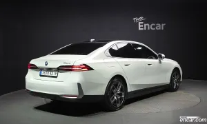 Bmw 5-series 530e 2025