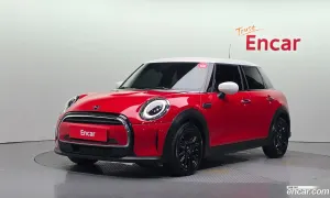 Mini Cooper Third Generation 5Door Classic 2023