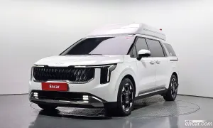 Kia Canival Signature Gasoline 9-Seater Hi Limousine 2024