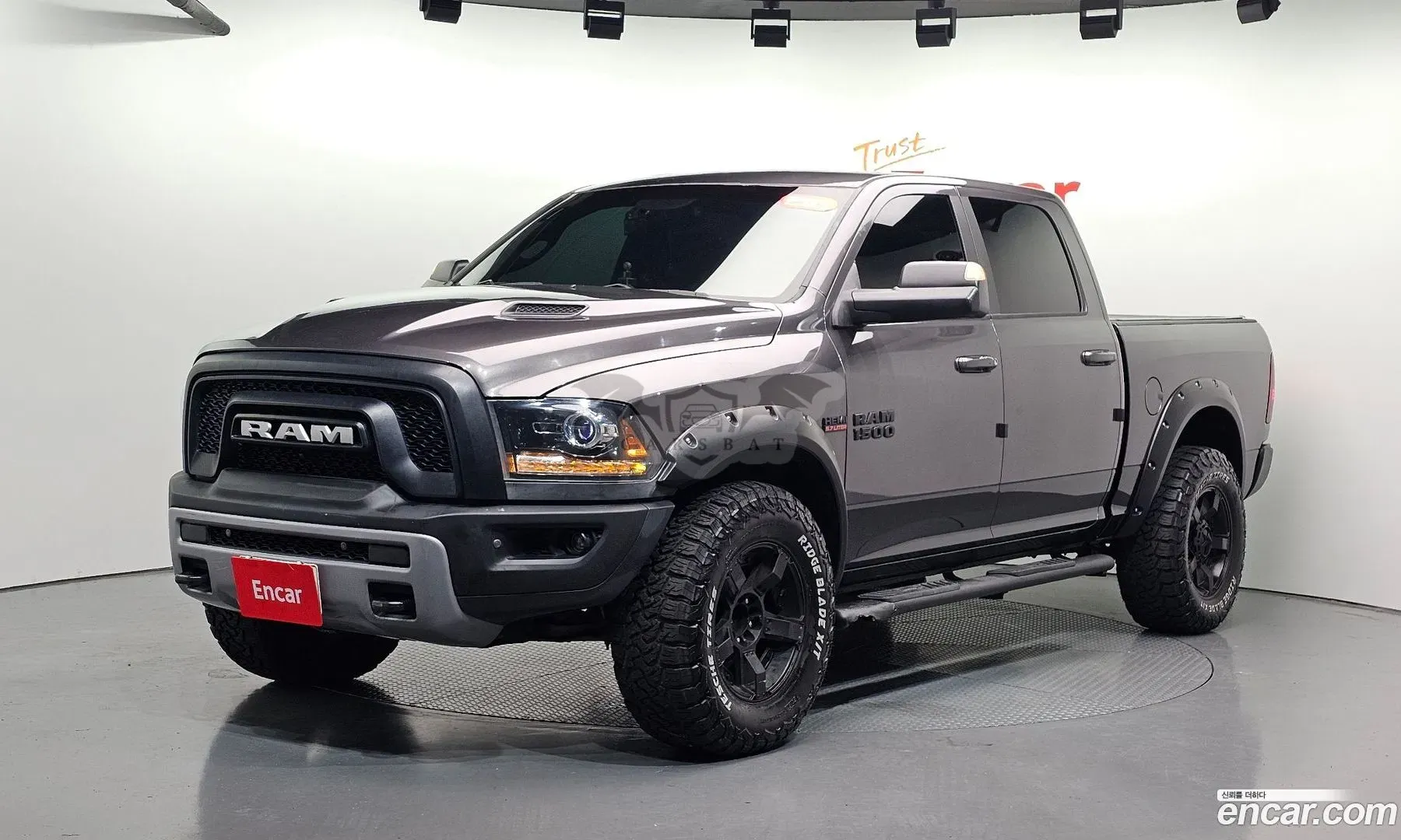 Dodge Ram pick up 5.7 2015
